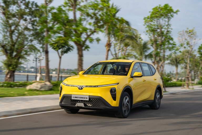 VinFast bàn giao 23.186 ô tô điện trong tháng 11/2025