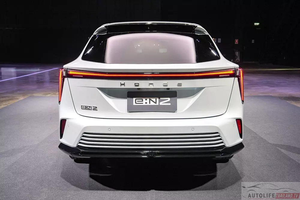 Honda e:N2 chính thức được bán ở Đông Nam Á, kích thước lớn hơn CR-V, giá từ 1,17 tỷ đồng - Ảnh 2.