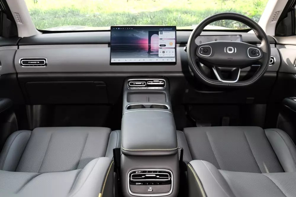 Xe điện giá rẻ Changan Nevo Q05 ra mắt tại Thái Lan, liệu có bán ở Việt Nam? - Ảnh 6. Xe điện giá rẻ Changan Nevo Q05 ra mắt tại Thái Lan, liệu có bán ở Việt Nam? - Ảnh 6.