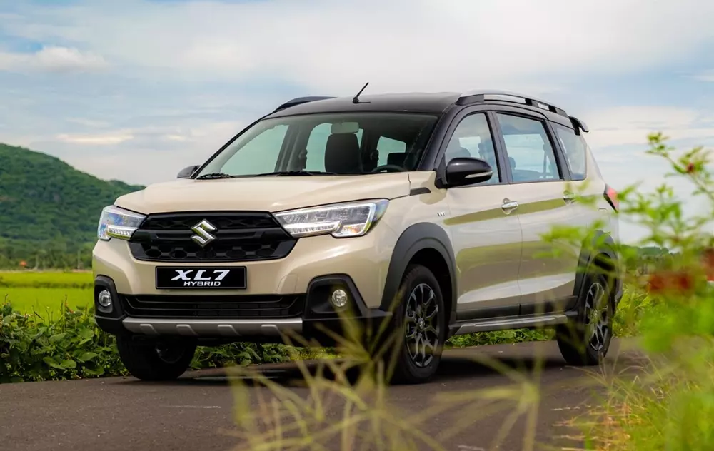 Suzuki XL7
