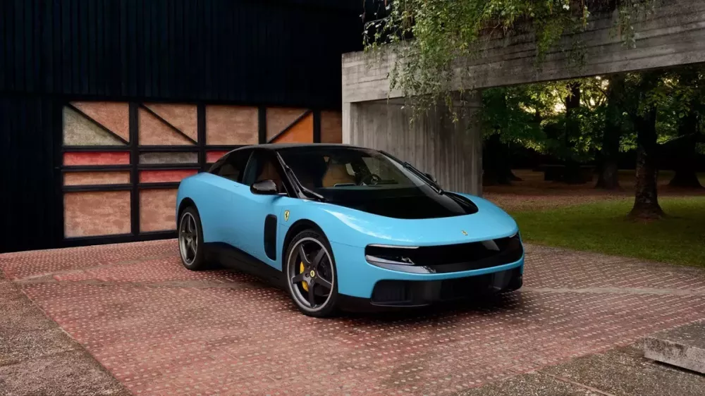 Siêu xe 4 cửa Ferrari Luce chính thức trình làng Siêu xe 4 cửa Ferrari Luce chính thức trình làng
