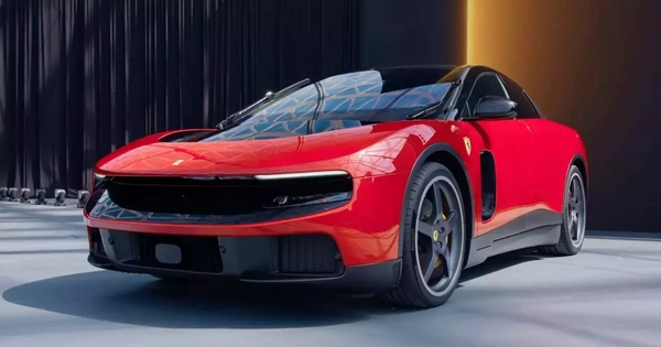 Cựu giám đốc Ferrari chê siêu xe mới của hãng xấu đến mức chẳng ai muốn “nhái” thiết kế