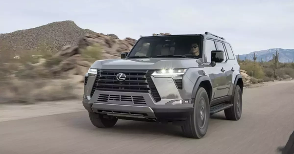 SUV hạng sang Lexus GX được xác nhận sắp có thêm phiên bản hybrid mới giống Toyota Land Cruiser