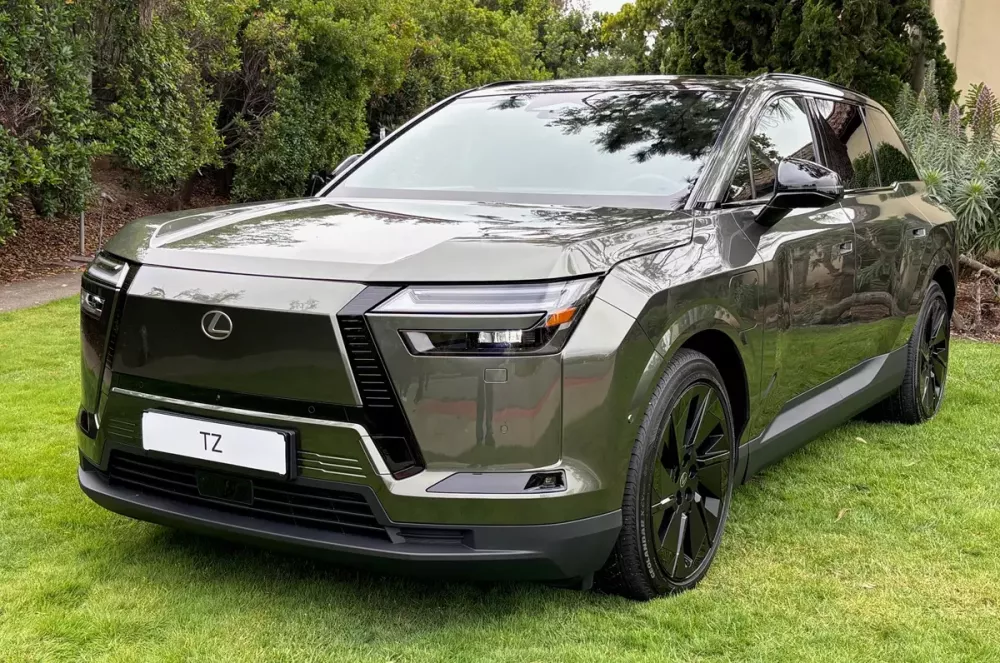 SUV hạng sang Lexus TZ được xác nhận sẽ bán ở Việt Nam vào năm sau - Ảnh 3.