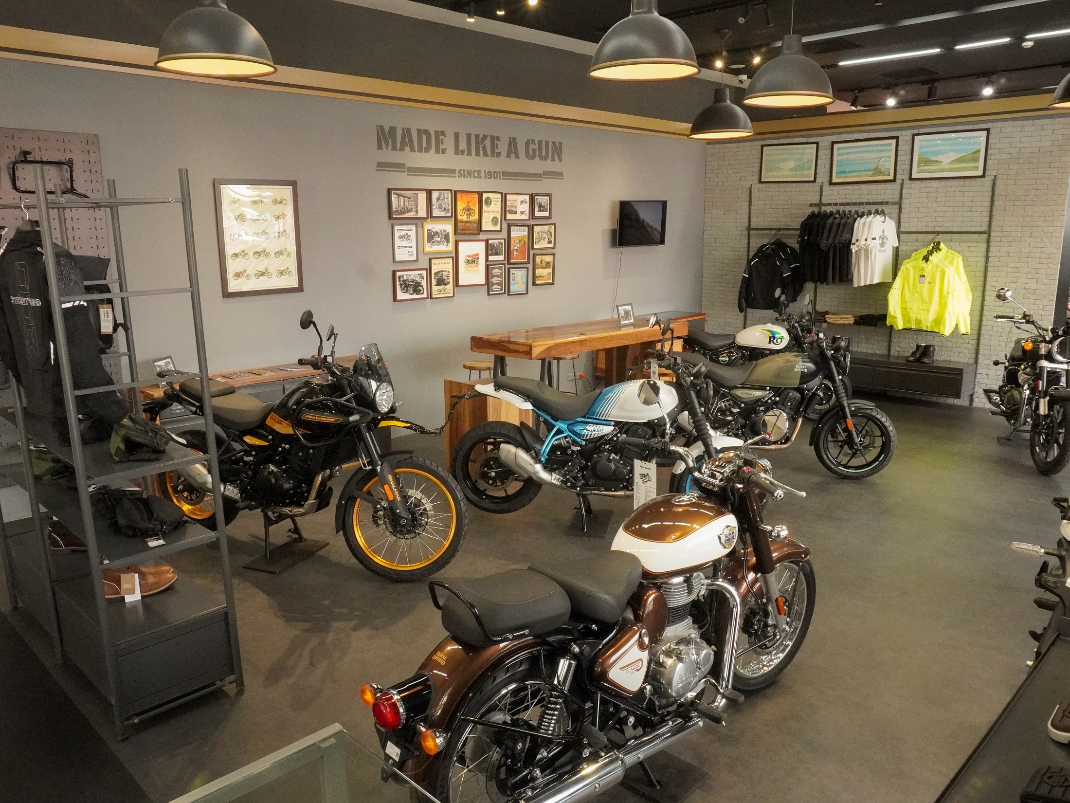 Royal Enfield (3).JPG Royal Enfield (3).JPG