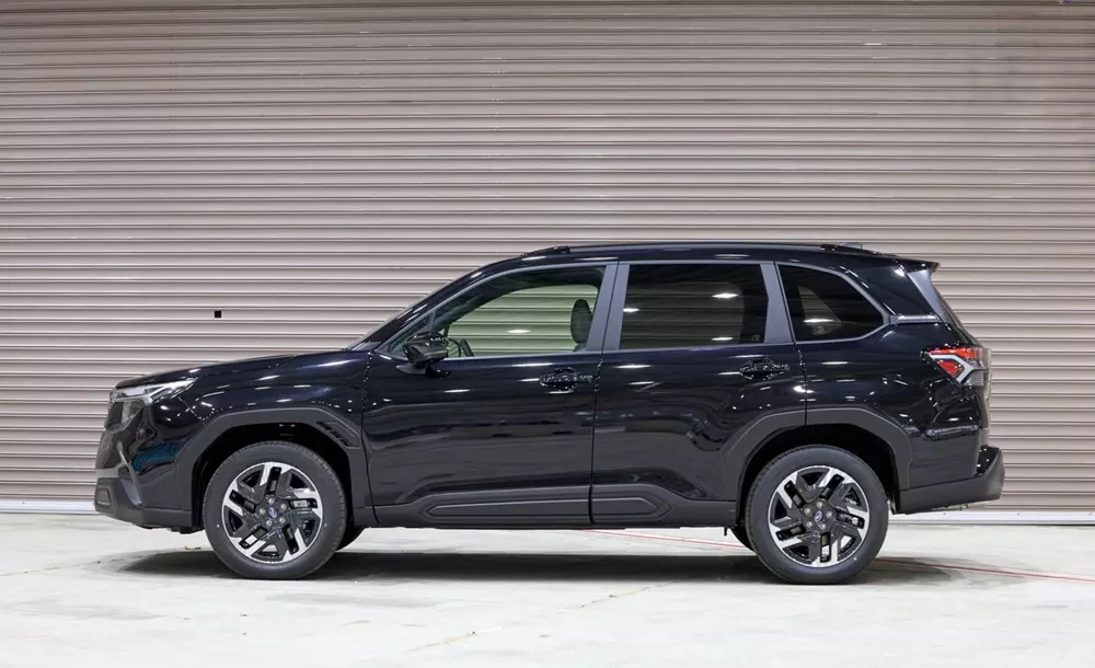 Subaru Forester 2026 trình làng, có thêm phiên bản cắt trang bị với giá rẻ hơn - Ảnh 12.