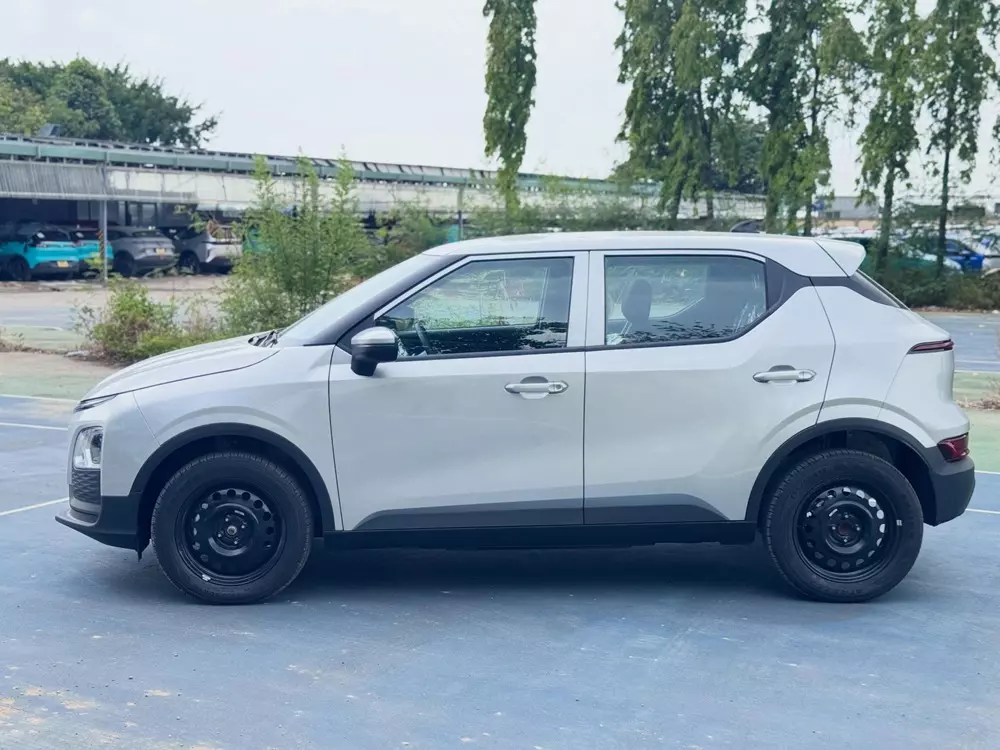 VinFast Herio Green TC2 được trang bị gương chiếu hậu chỉnh tay VinFast Herio Green TC2 được trang bị gương chiếu hậu chỉnh tay