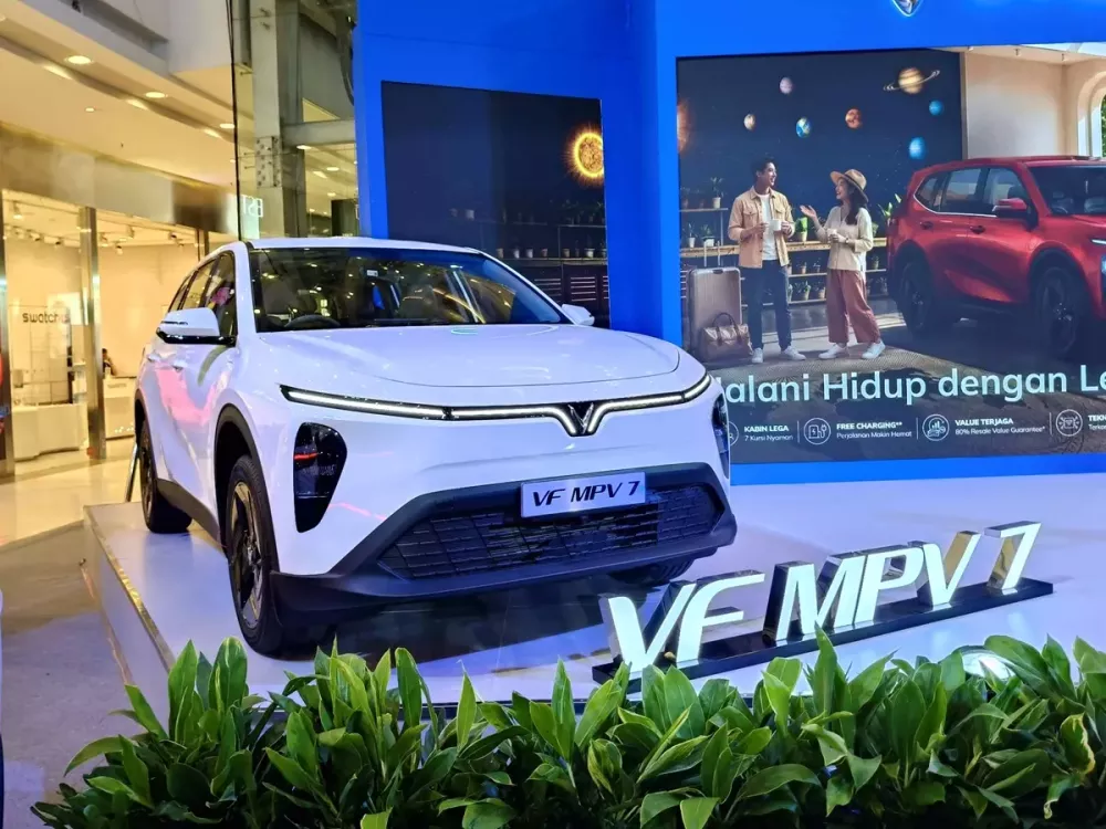 VinFast VF MPV 7 chính thức xuất xưởng tại nhà máy ở Indonesia- Ảnh 1. VinFast VF MPV 7 chính thức xuất xưởng tại nhà máy ở Indonesia- Ảnh 1.