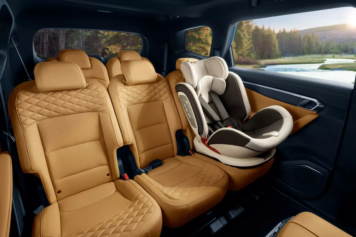 SUV 7 chỗ Geely Okavango chào sân Việt Nam với giá từ 739 triệu cùng ưu đãi 50% phí trước bạ - Ảnh 6.