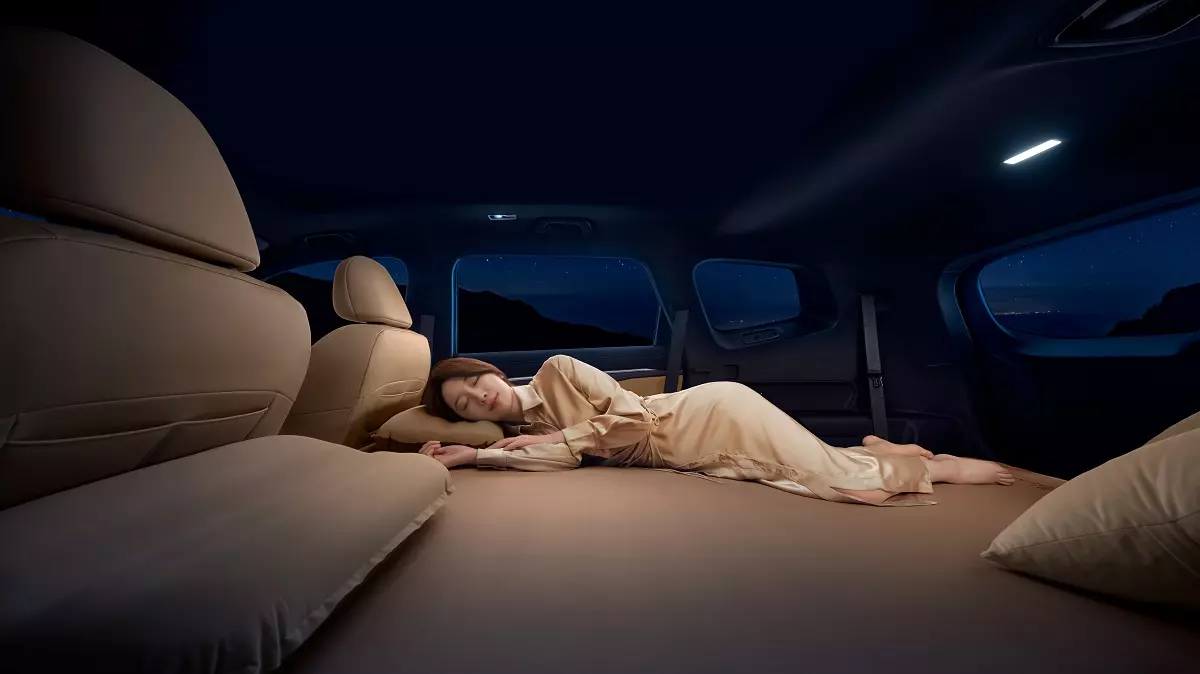 SUV 7 chỗ Geely Okavango chào sân Việt Nam với giá từ 739 triệu cùng ưu đãi 50% phí trước bạ - Ảnh 7.