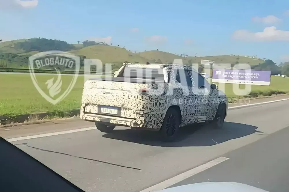 Toyota Corolla Cross phiên bản bán tải hoàn toàn mới bất ngờ lộ diện, ra mắt vào đầu năm sau - Ảnh 1. Toyota Corolla Cross phiên bản bán tải hoàn toàn mới bất ngờ lộ diện, ra mắt vào đầu năm sau - Ảnh 1.