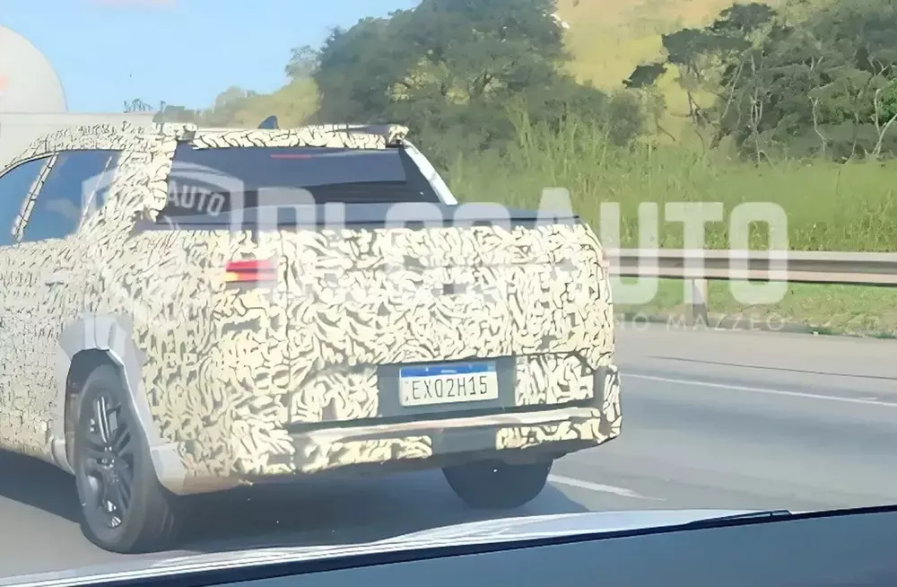 Toyota Corolla Cross phiên bản bán tải hoàn toàn mới bất ngờ lộ diện, ra mắt vào đầu năm sau - Ảnh 4. Toyota Corolla Cross phiên bản bán tải hoàn toàn mới bất ngờ lộ diện, ra mắt vào đầu năm sau - Ảnh 4.