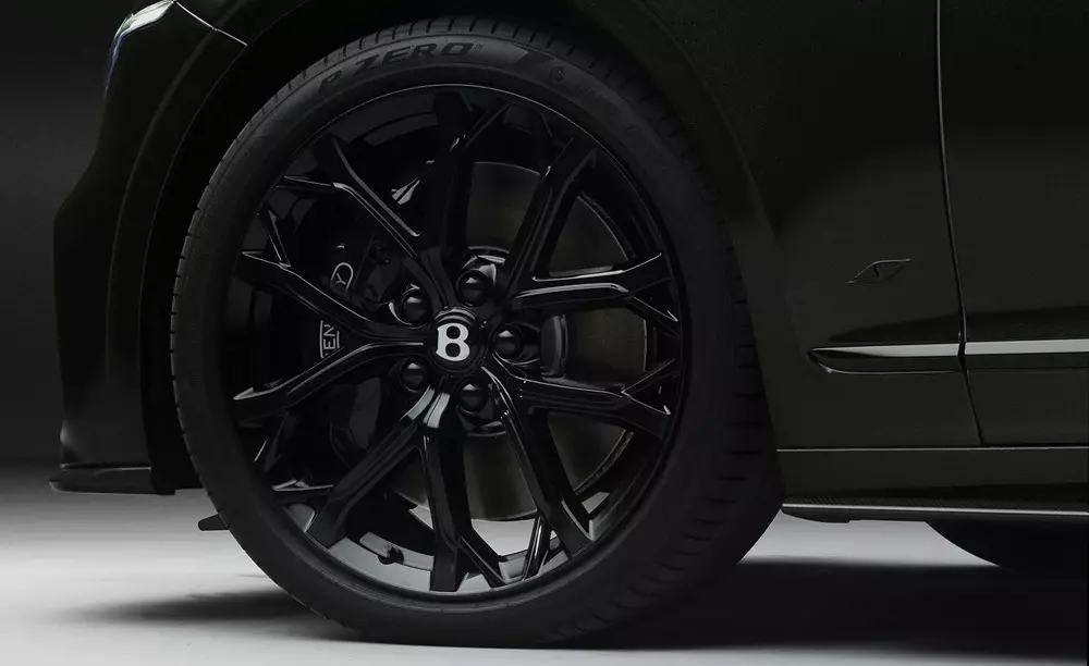 Bentley Flying Spur phiên bản mới trình làng, từ bỏ một thiết kế truyền thống được duy trì từ năm 1962 - Ảnh 6.