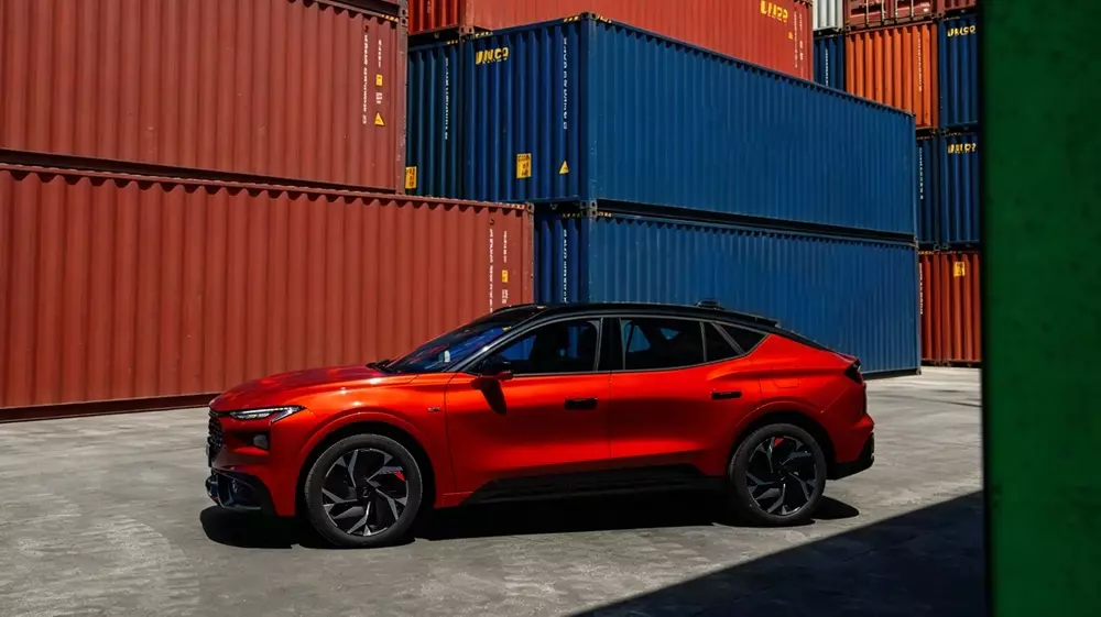 SUV hạng trung Ford Mondeo Sport ra mắt sát vách Việt Nam với màn hình 1,1 mét, chỉ "ngốn" 5,99 lít/100 km - Ảnh 4. SUV hạng trung Ford Mondeo Sport ra mắt sát vách Việt Nam với màn hình 1,1 mét, chỉ "ngốn" 5,99 lít/100 km - Ảnh 4.