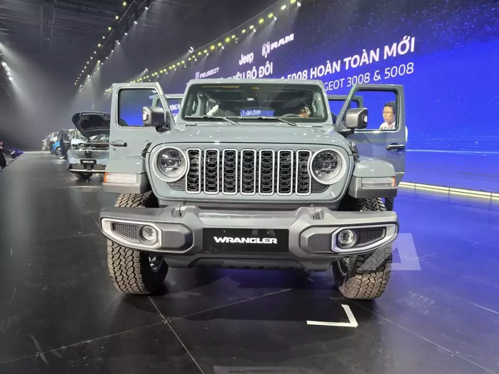 SUV việt dã Jeep Wrangler đổi nhà phân phối ở Việt Nam, ra mắt với giá hấp dẫn hơn
