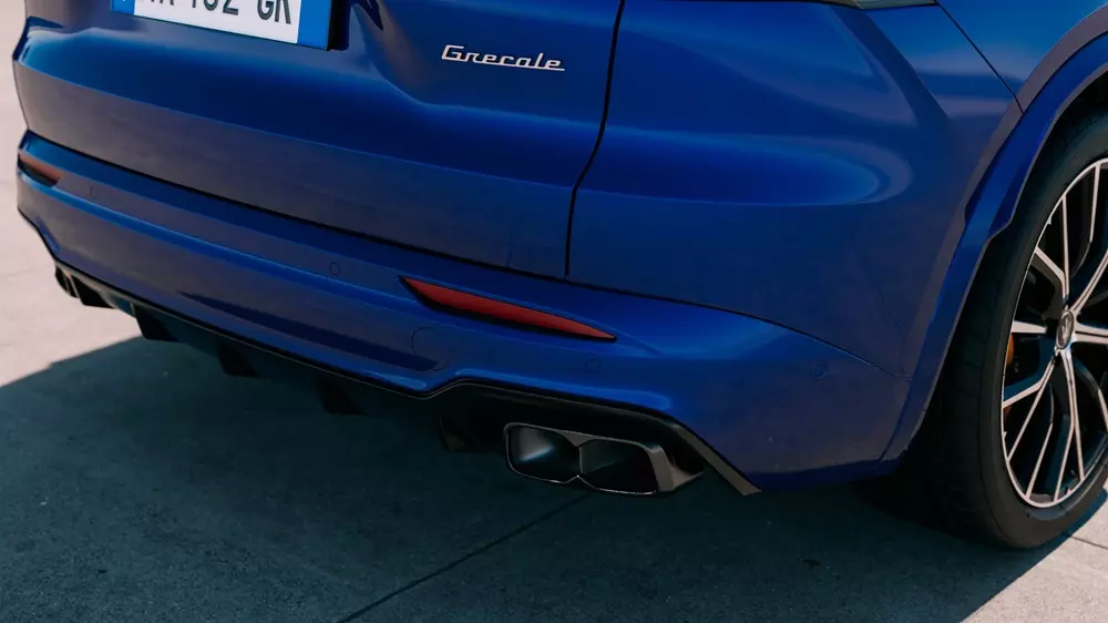 Rộ tin đồn Maserati Grecale Modena V6 sắp bán ở Việt Nam, giá dự kiến cao hơn mức 3,8 tỷ đồng - Ảnh 3. Rộ tin đồn Maserati Grecale Modena V6 sắp bán ở Việt Nam, giá dự kiến cao hơn mức 3,8 tỷ đồng - Ảnh 3.