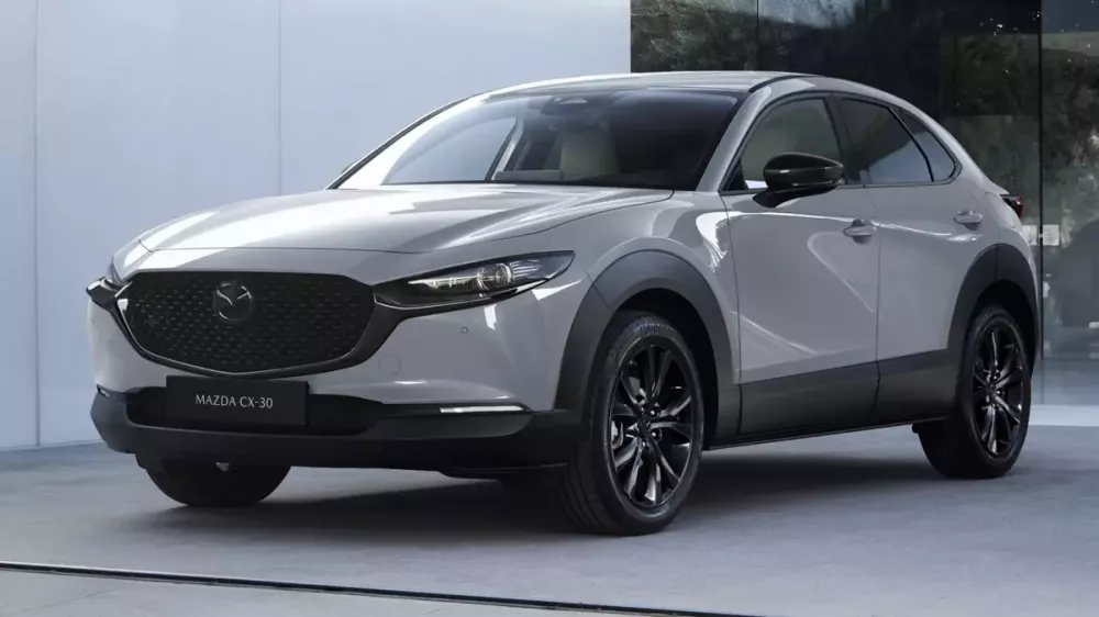 Mazda CX-30 2027 ra mắt, được trang bị đèn pha Matrix LED "xịn sò" hơn và vẫn có hộp số sàn - Ảnh 1.