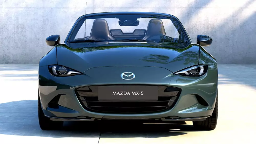 Mazda MX-5 2027 trình làng, thêm màu sơn và phiên bản mới, công suất động cơ tăng nhẹ - Ảnh 2. Mazda MX-5 2027 trình làng, thêm màu sơn và phiên bản mới, công suất động cơ tăng nhẹ - Ảnh 2.