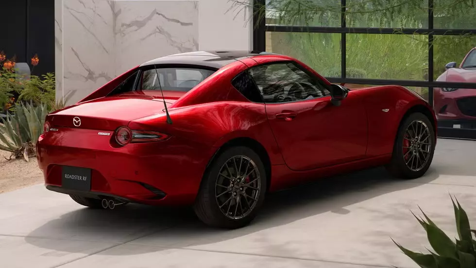 Mazda MX-5 RF chỉ có tùy chọn số tự động Mazda MX-5 RF chỉ có tùy chọn số tự động