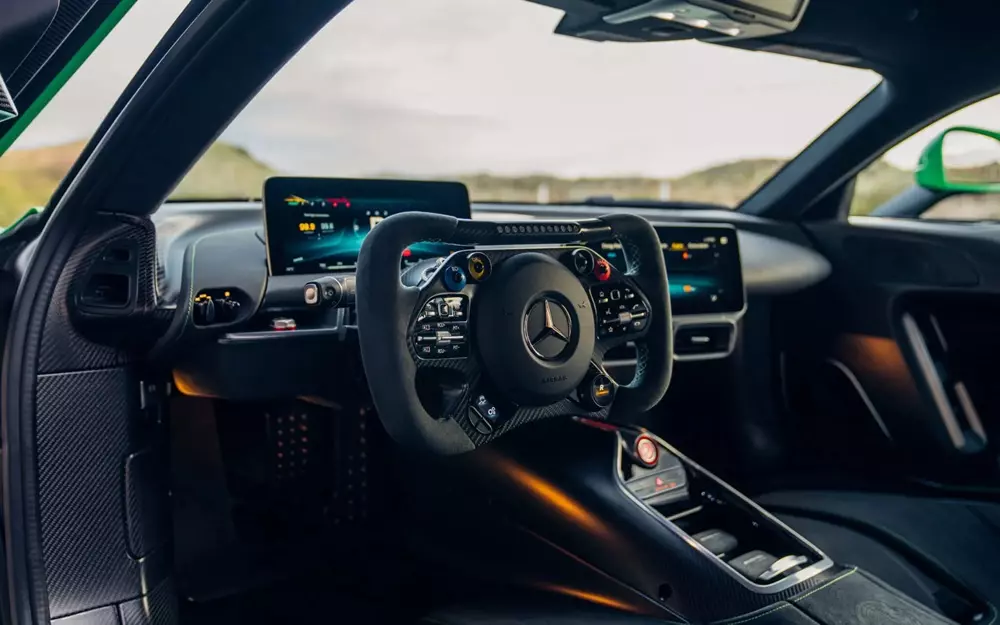Choáng với chi phí bảo dưỡng bằng tiền mua một chiếc SUV hạng trung "đập hộp" của siêu xe Mercedes - Ảnh 5. Choáng với chi phí bảo dưỡng bằng tiền mua một chiếc SUV hạng trung "đập hộp" của siêu xe Mercedes - Ảnh 5.