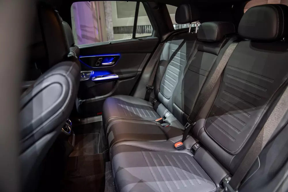 Mercedes-Benz GLC 350e 4Matic có đủ các tính năng an toàn hiện đại Mercedes-Benz GLC 350e 4Matic có đủ các tính năng an toàn hiện đại