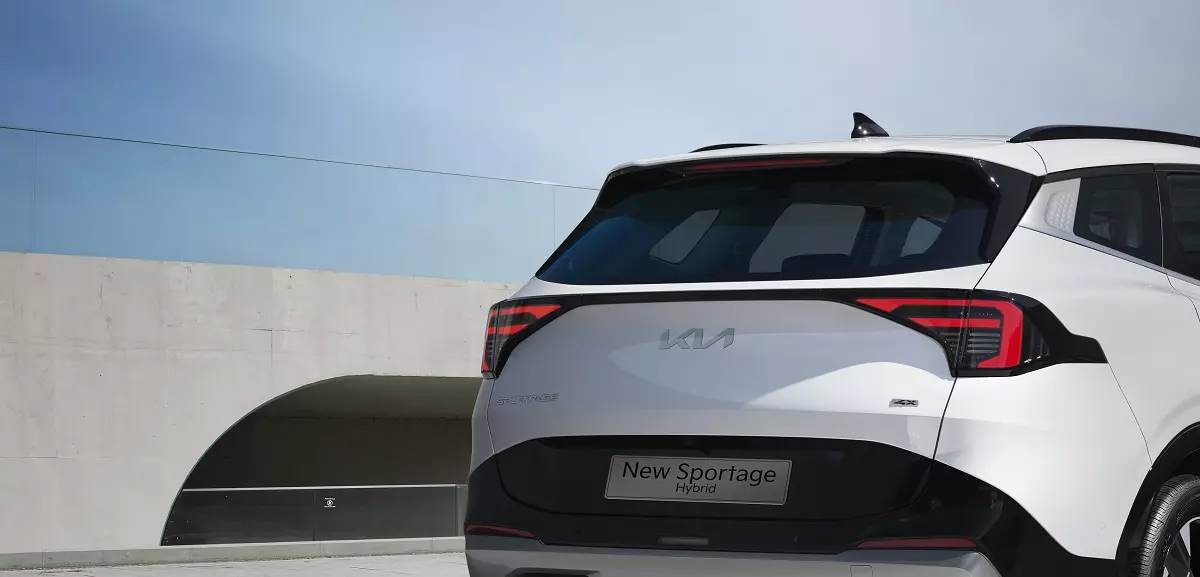 Kia Sportage 2026 tại Việt Nam có thêm lựa chọn hybrid, giá từ 769 triệu đồng - Ảnh 4. Kia Sportage 2026 tại Việt Nam có thêm lựa chọn hybrid, giá từ 769 triệu đồng - Ảnh 4.