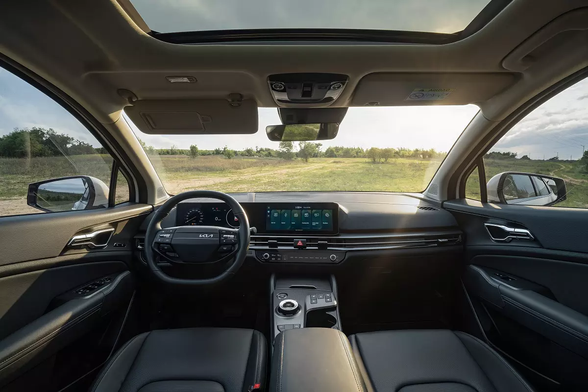 Kia Sportage 2026 tại Việt Nam có thêm lựa chọn hybrid, giá từ 769 triệu đồng - Ảnh 2. Kia Sportage 2026 tại Việt Nam có thêm lựa chọn hybrid, giá từ 769 triệu đồng - Ảnh 2.
