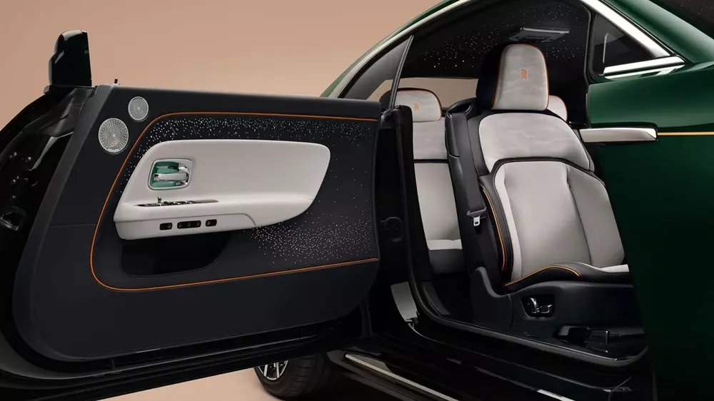Ra mắt Rolls-Royce Spectre Series II với nội thất xa hoa, động cơ mạnh hơn và phạm vi di chuyển dài hơn - Ảnh 9.