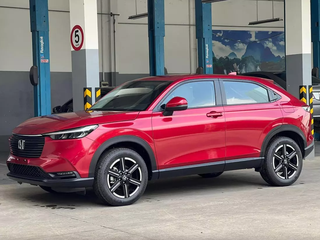 Honda tăng ưu đãi cho HR-V, khách hàng được hưởng 0 đồng phí trước bạ - Ảnh 1. Honda tăng ưu đãi cho HR-V, khách hàng được hưởng 0 đồng phí trước bạ - Ảnh 1.