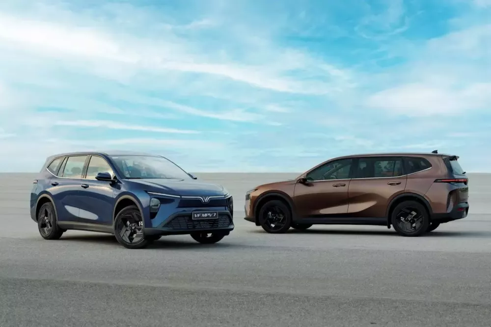 Top 10 ô tô bán chạy nhất Việt Nam tháng 5/2026: VinFast EC Van bất ngờ xuất hiện, Ford Ranger trở lại - Ảnh 4. Top 10 ô tô bán chạy nhất Việt Nam tháng 5/2026: VinFast EC Van bất ngờ xuất hiện, Ford Ranger trở lại - Ảnh 4.
