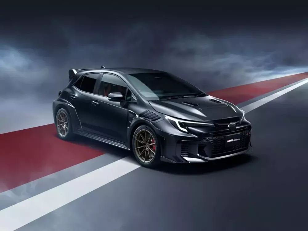 Toyota Corolla ra mắt phiên bản GRMN với khối động cơ "nhỏ nhưng có võ" và nội thất 2 chỗ ngồi - Ảnh 1. Toyota Corolla ra mắt phiên bản GRMN với khối động cơ "nhỏ nhưng có võ" và nội thất 2 chỗ ngồi - Ảnh 1.