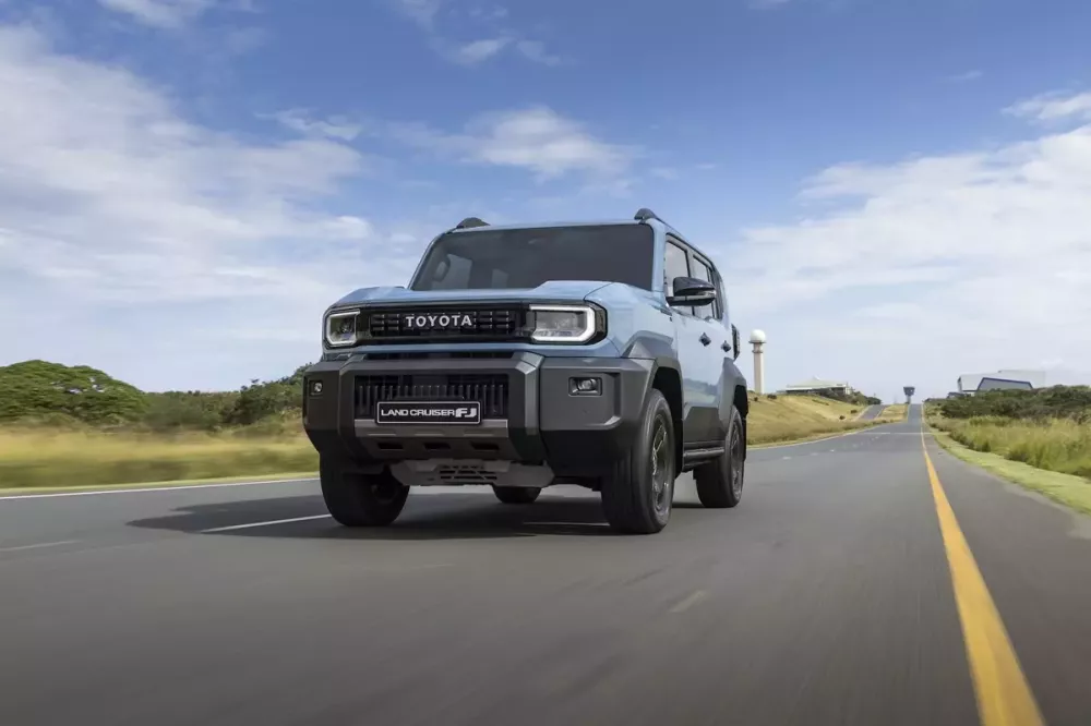 Toyota Việt Nam úp mở việc ra mắt của Land Cruiser FJ, dự kiến vào đầu tháng 8/2026 - Ảnh 2. Toyota Việt Nam úp mở việc ra mắt của Land Cruiser FJ, dự kiến vào đầu tháng 8/2026 - Ảnh 2.