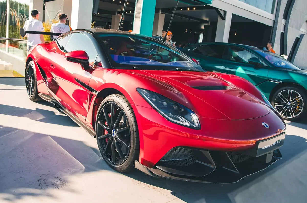 Siêu xe BYD Denza Z trình làng, mạnh gấp đôi Porsche 911 Turbo S nhưng rẻ hơn