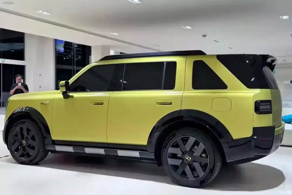 freelander-8-7-c87e Freelander 8 có kích thước lớn