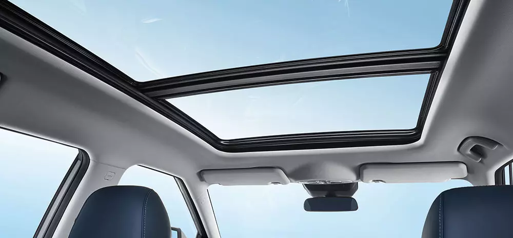 GAC GS3 Emzoom được trang bị cửa sổ trời toàn cảnh