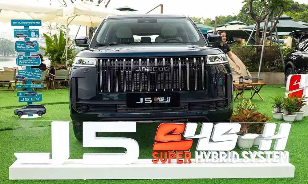 jaecoo-j5-1-1886 Jaecoo J5 bản hybrid