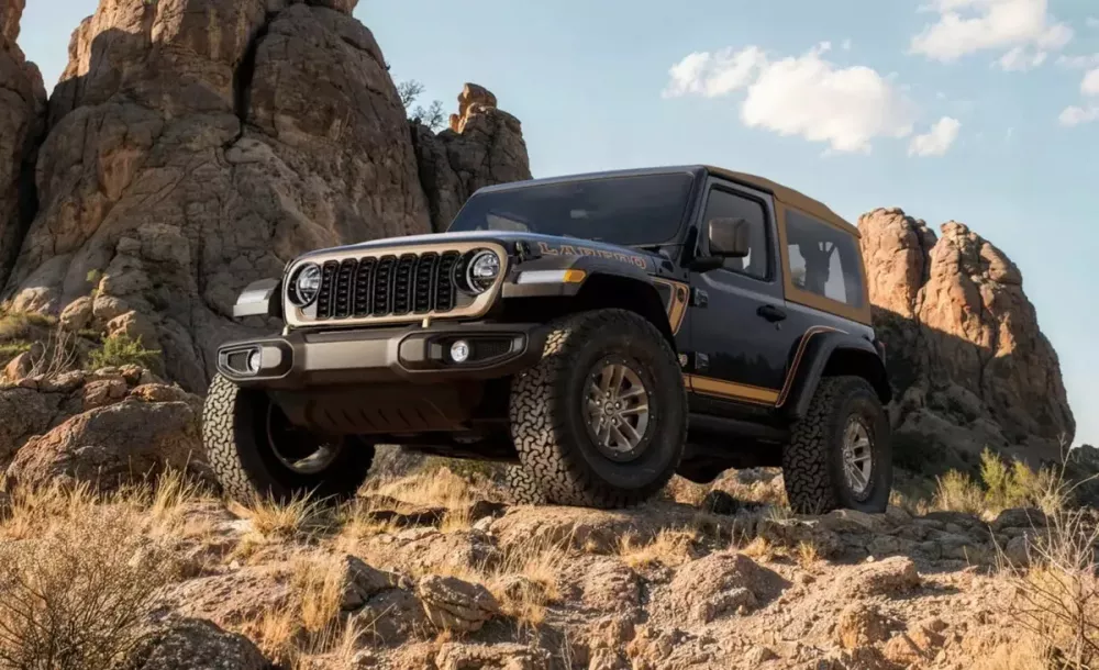Jeep Wrangler có thêm phiên bản mới với phong cách đậm chất sa mạc