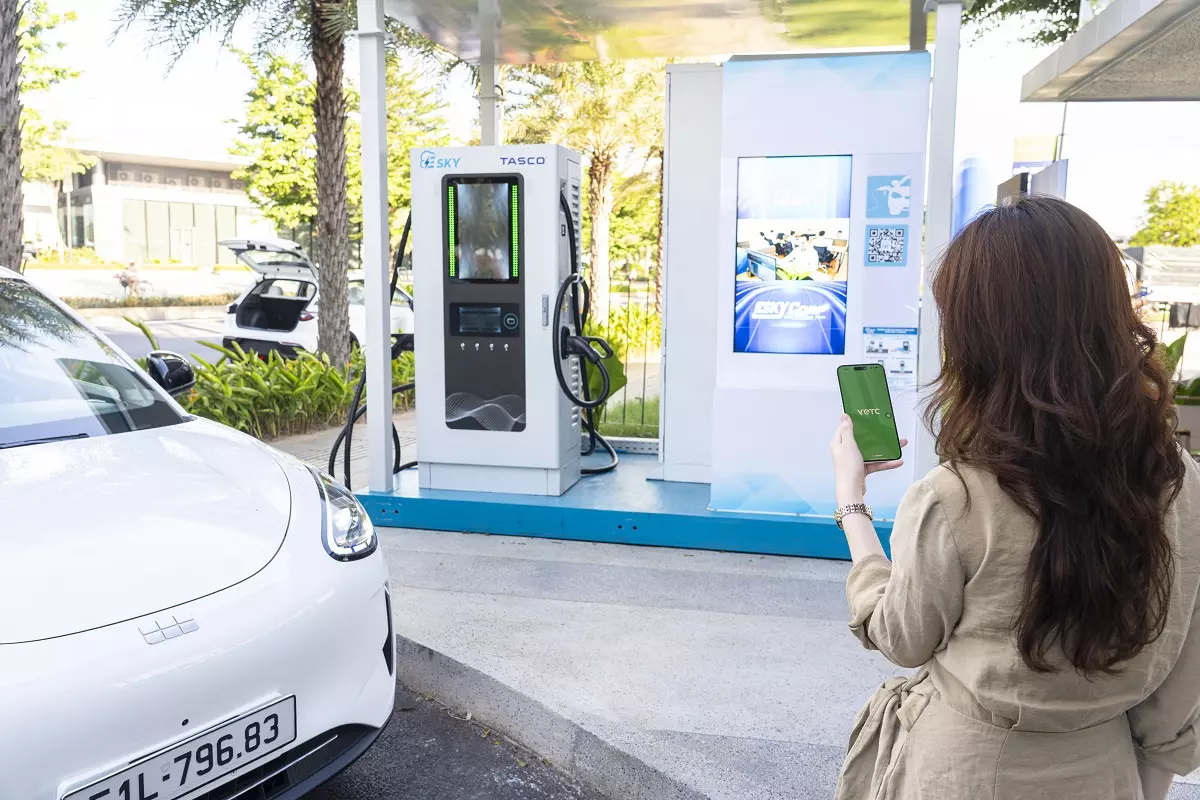 su-dung-vetc-tram-sac-5-ec2d Hơn 350 trụ sạc ô tô điện trên toàn quốc chính thức liên thông qua VETC - Ảnh 1.