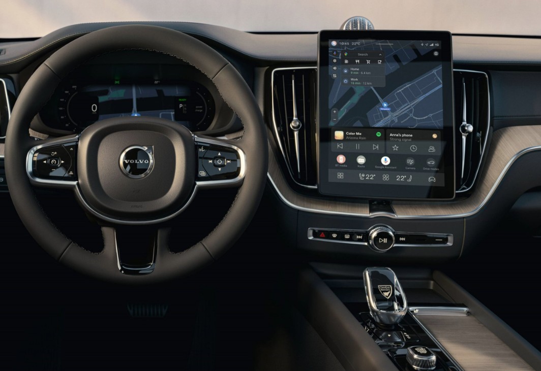 Volvo-1.jpg Volvo-1.jpg