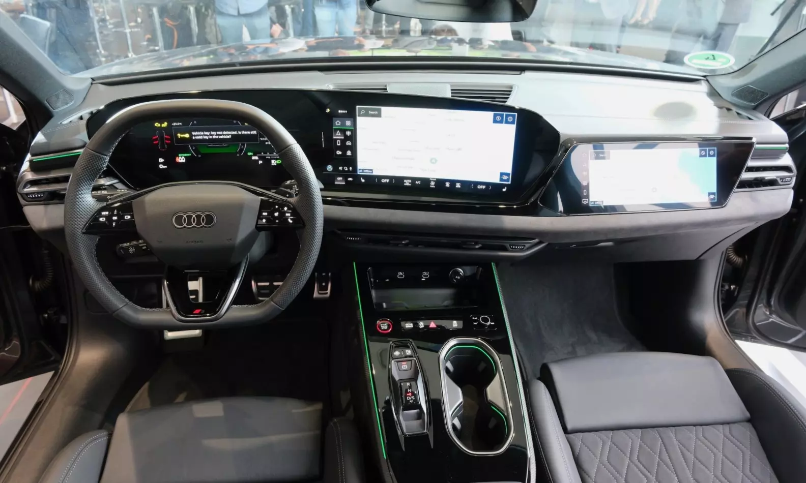audi-a6-gia-xe4-caae Thông số kỹ thuật xe Audi A6 2026: Đỉnh cao công nghệ khung gầm mới - Ảnh 4.