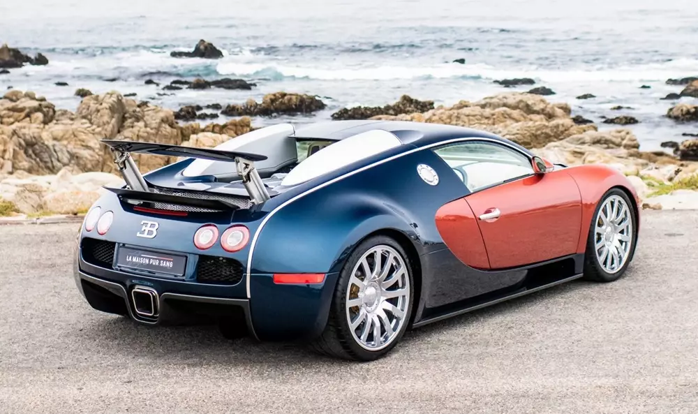 bugatti-la-maison-pur-sang-veyron-20-years-2-79b5 Đây có thể là tin vui dành cho chủ nhân của chiếc siêu Bugatti Veyron duy nhất tại Việt Nam - Ảnh 3.