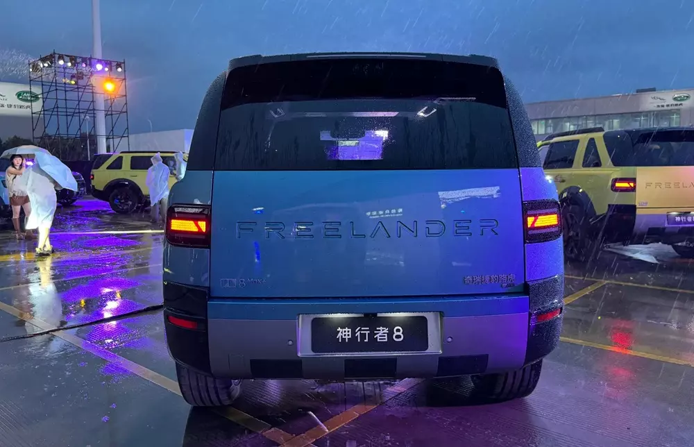 freelander-8-11-6628 Freelander 8 là xe điện mở rộng phạm vi (EREV)