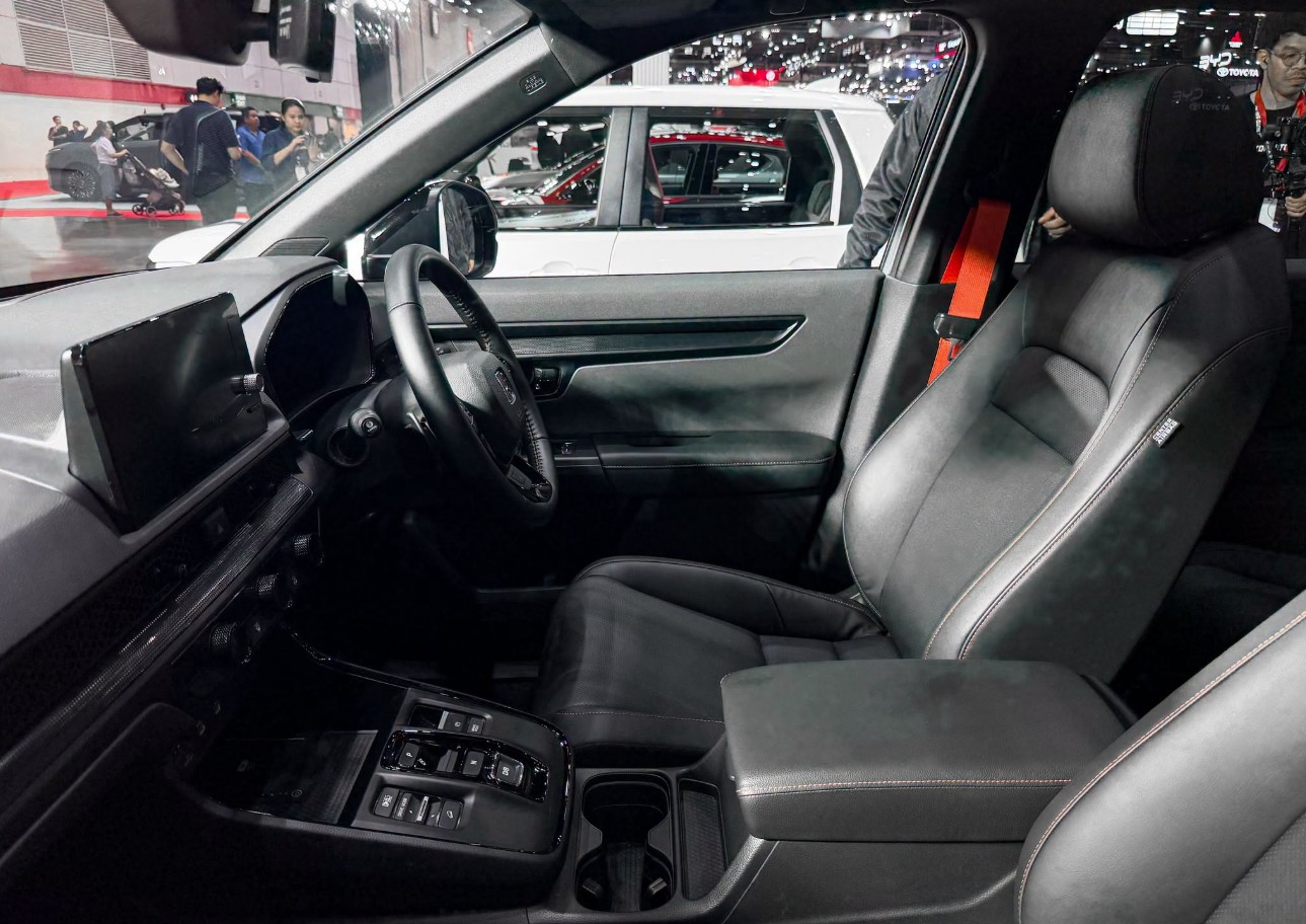 Honda CR-V TrailSport HRC Concept 5.jpg Honda CR-V TrailSport HRC Concept 5.jpg