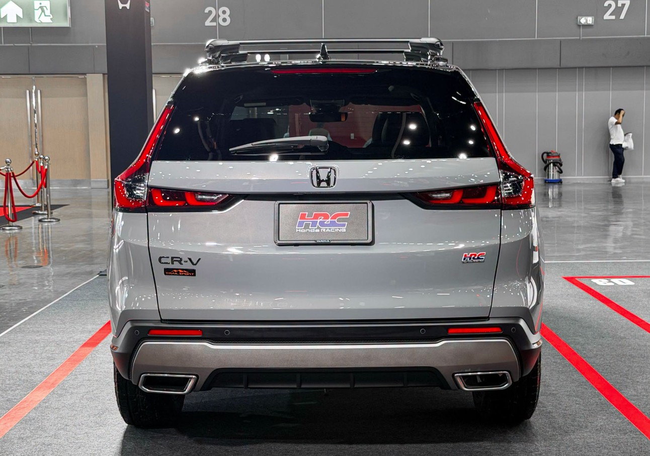 Honda CR-V TrailSport HRC Concept 8.jpg Honda CR-V TrailSport HRC Concept 8.jpg