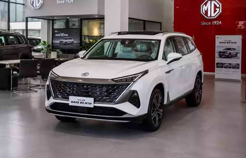 SUV cỡ lớn MG RX9 được lên lịch ra mắt Việt Nam vào cuối năm nay, cạnh tranh Hyundai Palisade - Ảnh 2.