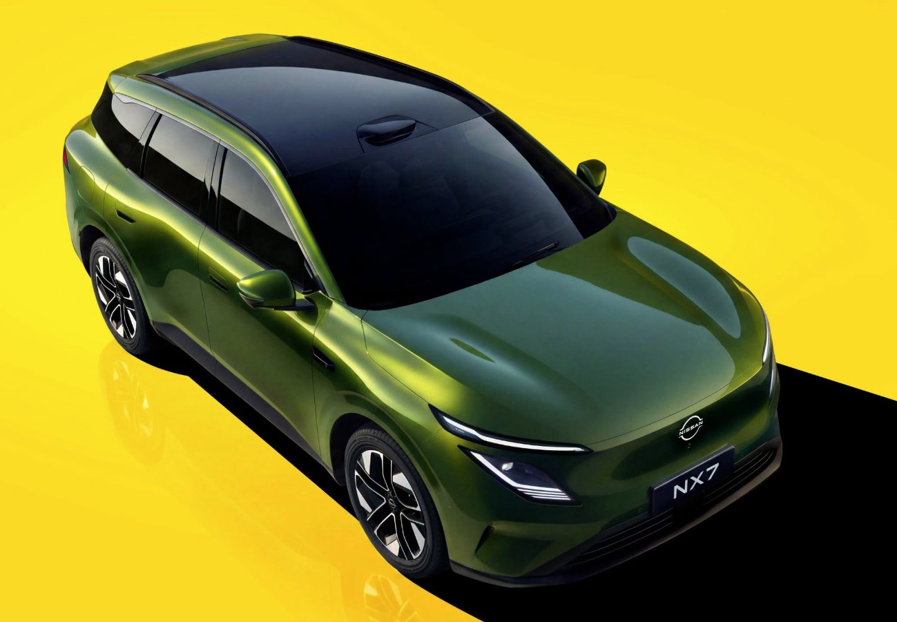 Nissan NX7-1.jpg Nissan NX7-1.jpg