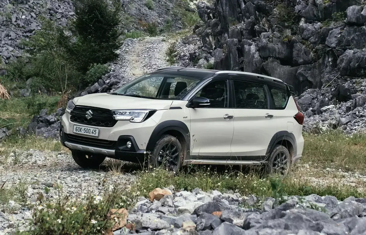 Suzuki XL7 Hybrid được tăng mức khuyến mại lên 75 triệu đồng trong tháng 8/2026