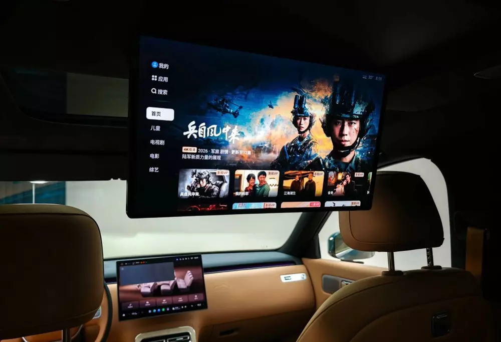 xiaomi-skynomad-n90-18-639c Xiaomi Skynomad N90 và N70 có màn hình treo trần ở phía sau