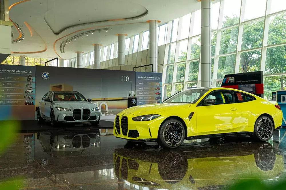 Bộ tứ xe hiệu suất cao của BMW ra mắt Việt Nam, giá từ 4,099 tỷ đồng