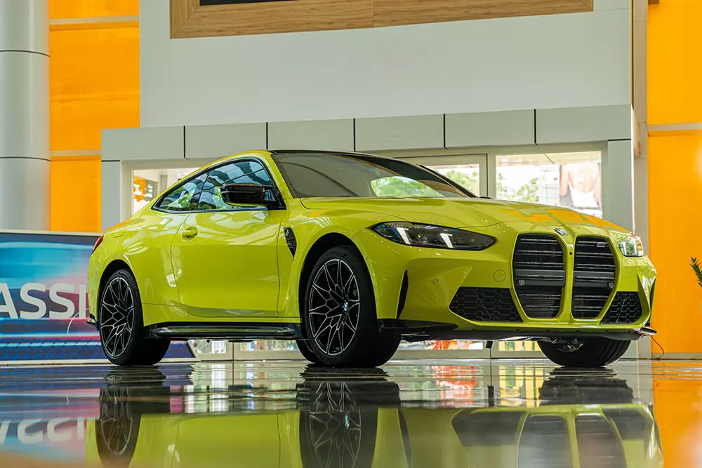 BMW M4
